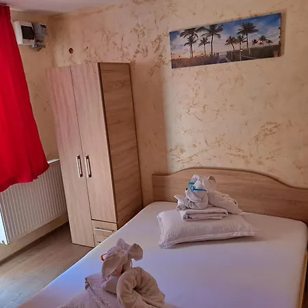 Casa Lara Casa de hóspedes Constança