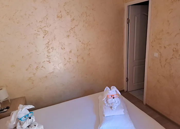 Casa Lara * Constança